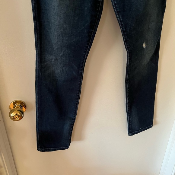 Women’s Joe's Jeans Clarissa Dark Indigo distressed skinny Straight Fit Denim 👖 - Picture 3 of 7